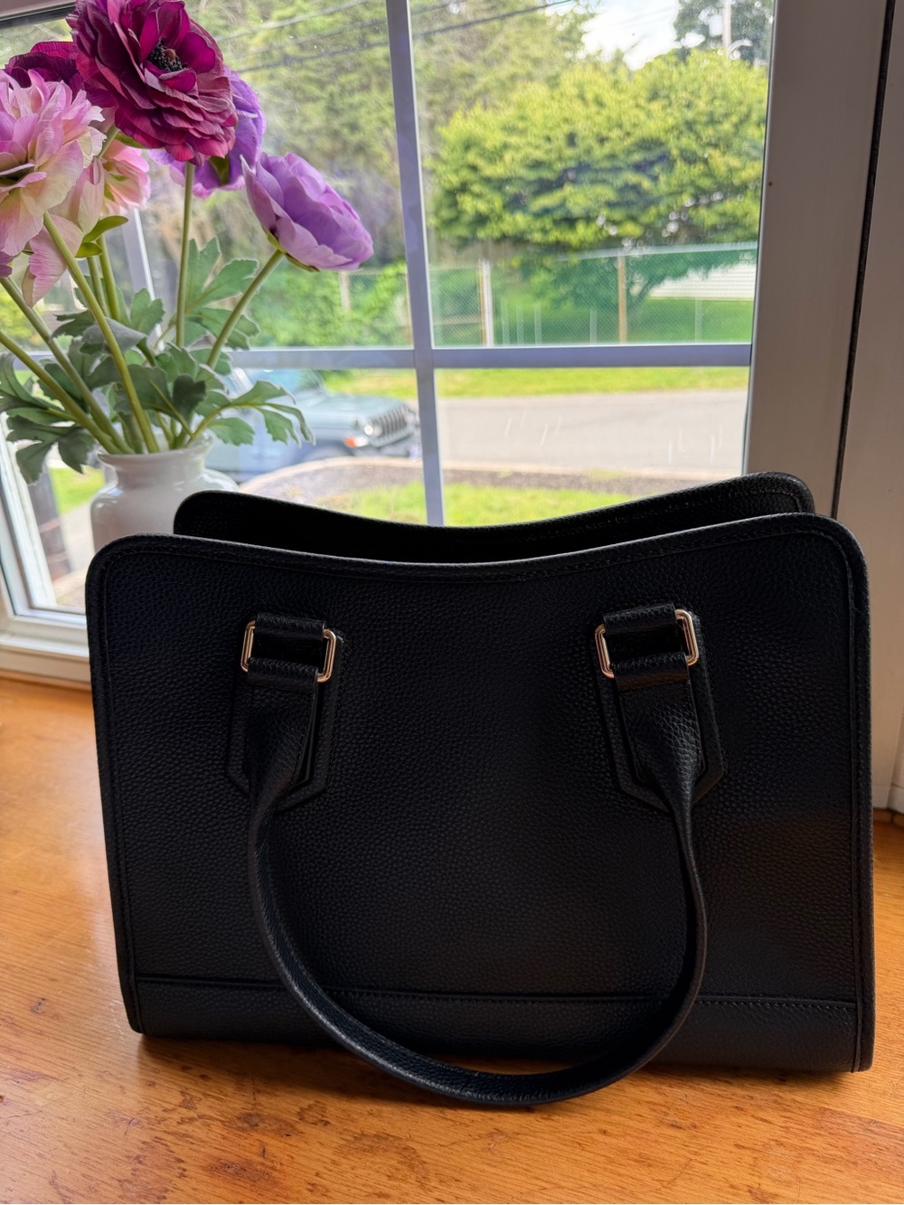 Marc Jacobs Black Pebbled Satchel with Gold Hardware - Picture 2 of 5